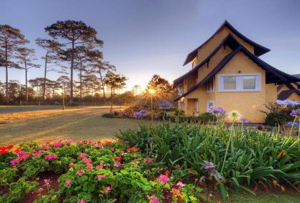 Điểm danh top 7 khách sạn 5 sao Đà Lạt cực nổi tiếng - Bình An Village Resort Đà Lạt