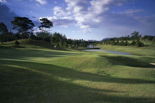 Khách sạn Đà Lạt Palace Convention có sân golf