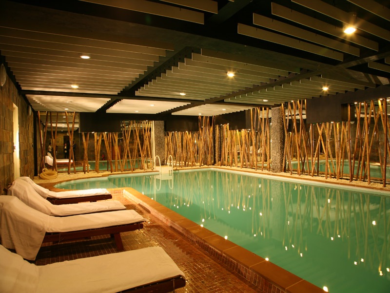 Khách sạn Mường Thanh Holiday Đà Lạt có hồ bơi