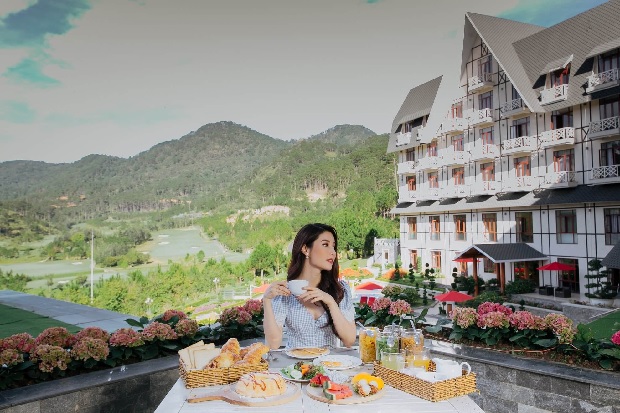 Khách sạn Đà Lạt có hồ bơi Swiss Belresort Tuyền Lâm
