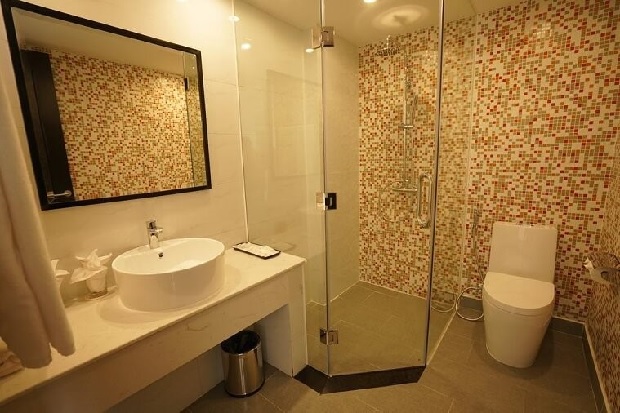 Phòng Superior double có phòng tắm sang trọng tại Khách sạn Phú Hòa Đà Lạt tại 